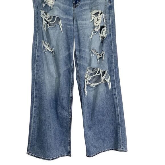 American Eagle Outfitters Distressed High Rise Skater Jeans 8 Short - Picture 4 of 9